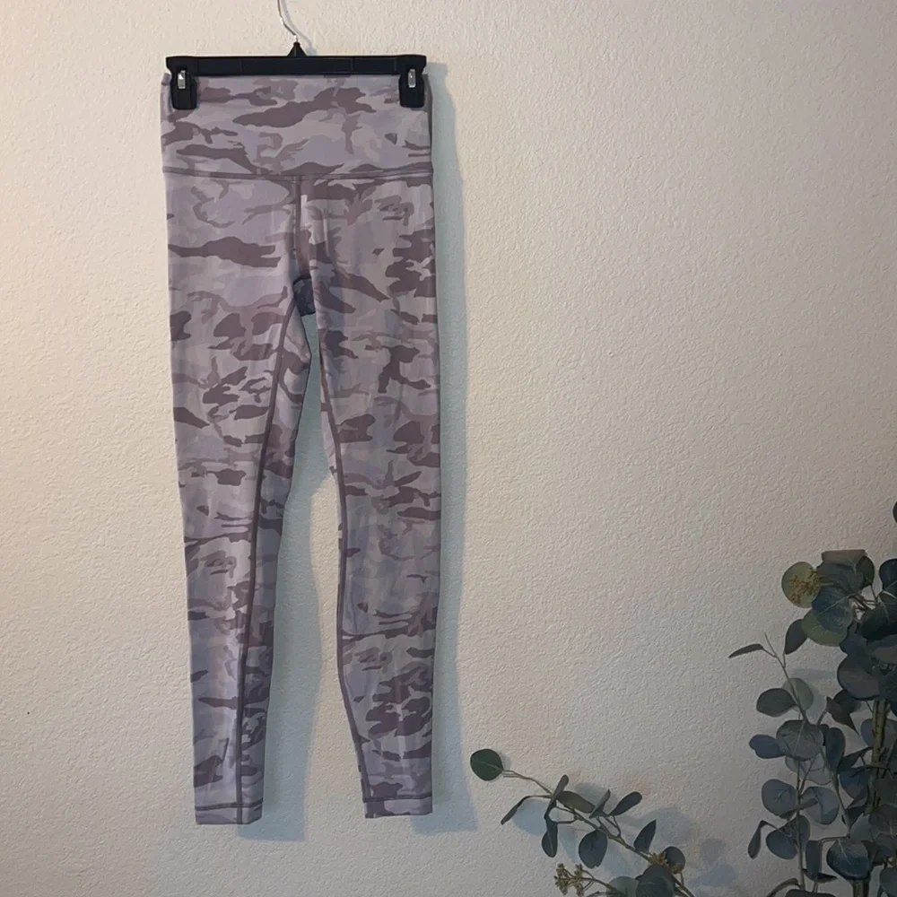Lululemon wunder train camo leggings - Picture 4 of 4